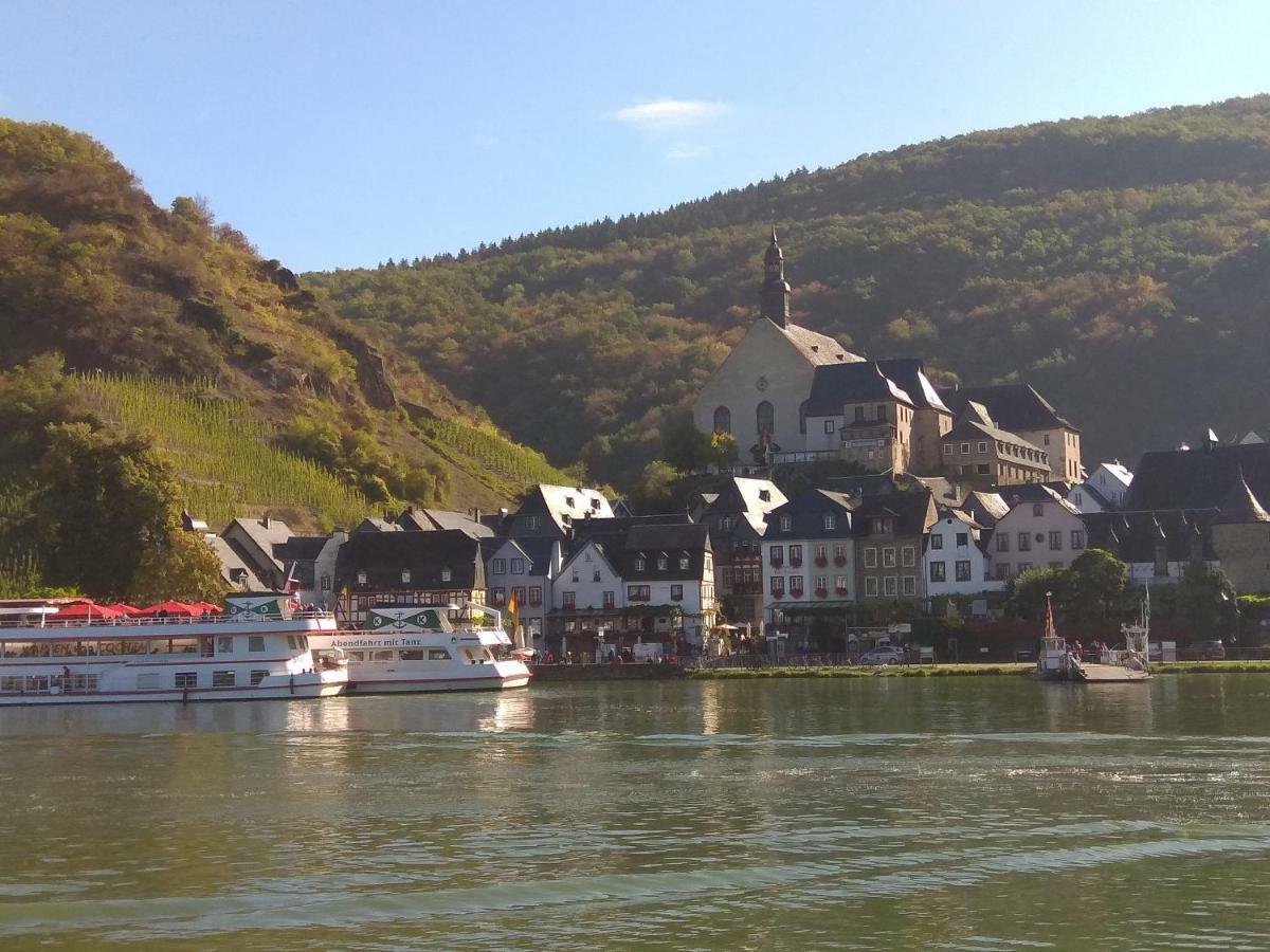 Apartment Gaestehaus Lavendel An Der Mosel Senheim